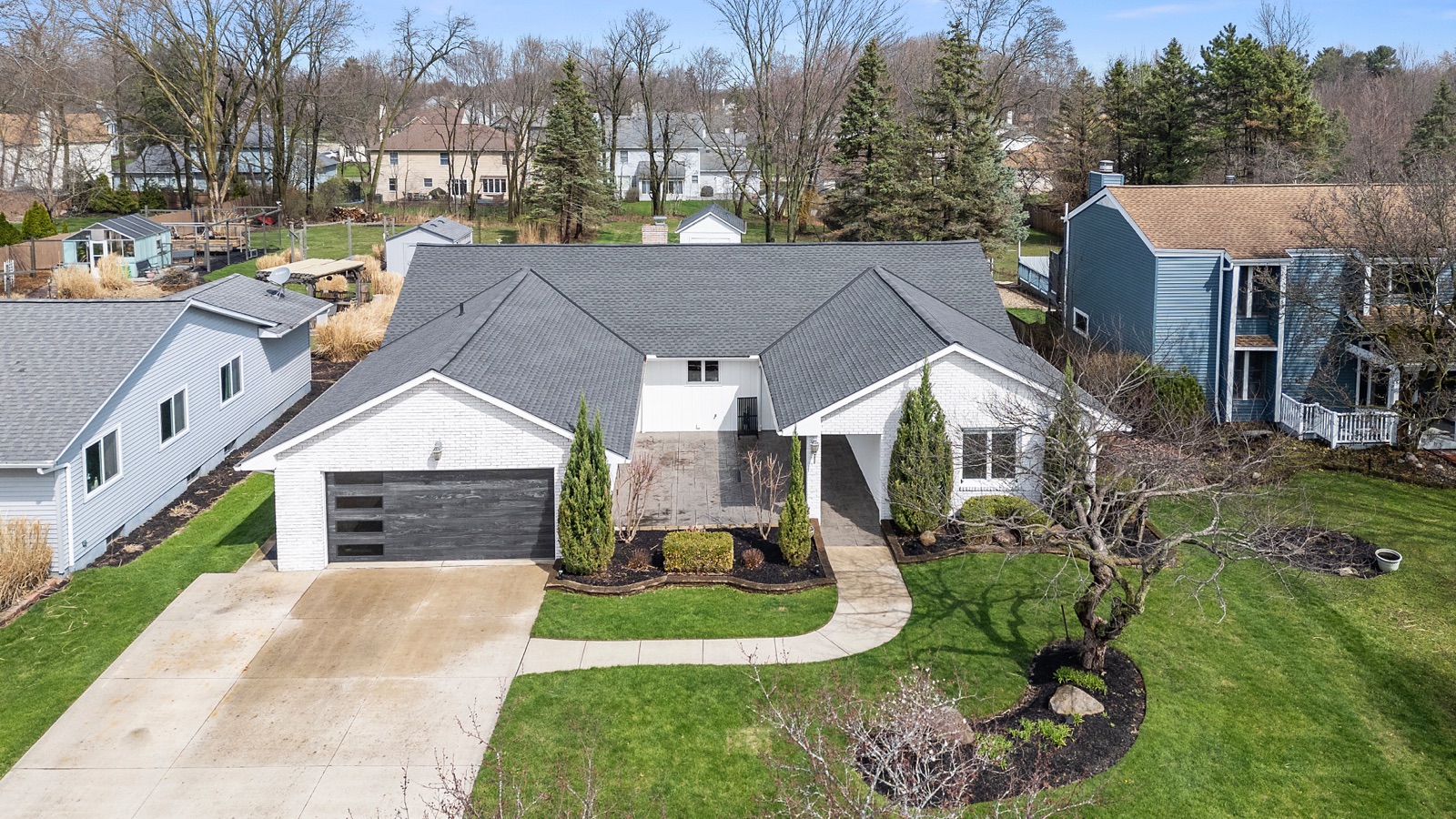 Drone aerial front of ranch home